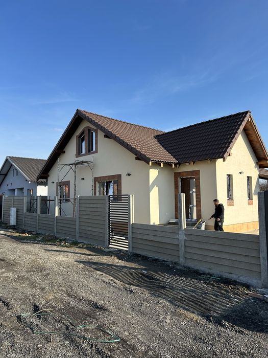 Casa individuala parter Utvin.3 dormitoare proprietar