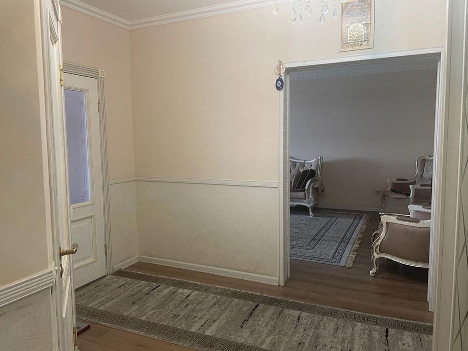 Продам 3-комнатнпя квартира,104 м²,8/9 этаж