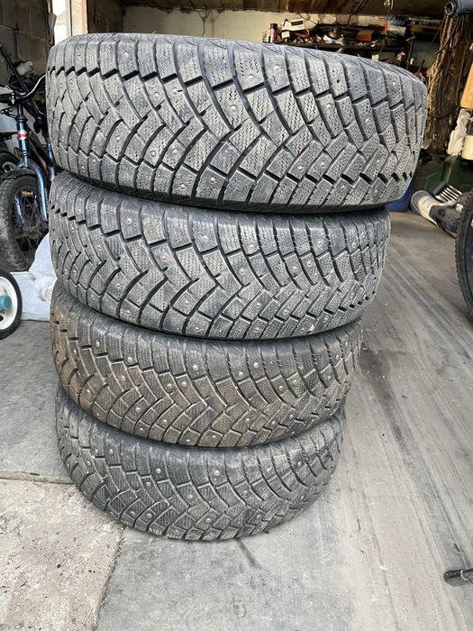 Продам шиаованную резину.состояние хорошее. Звонить