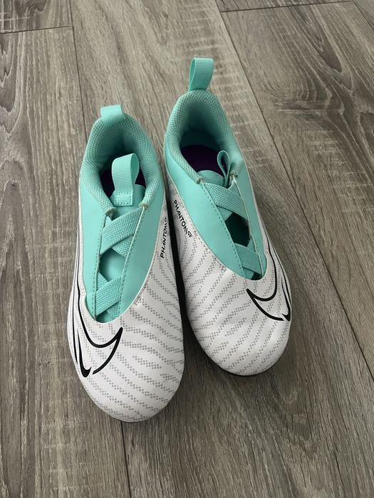 Продам бутцы на мальчика