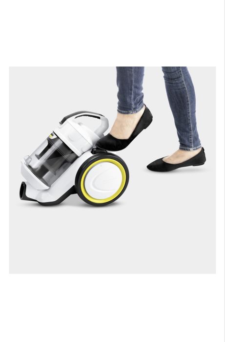 Пылесос Karcher VC 3 белый