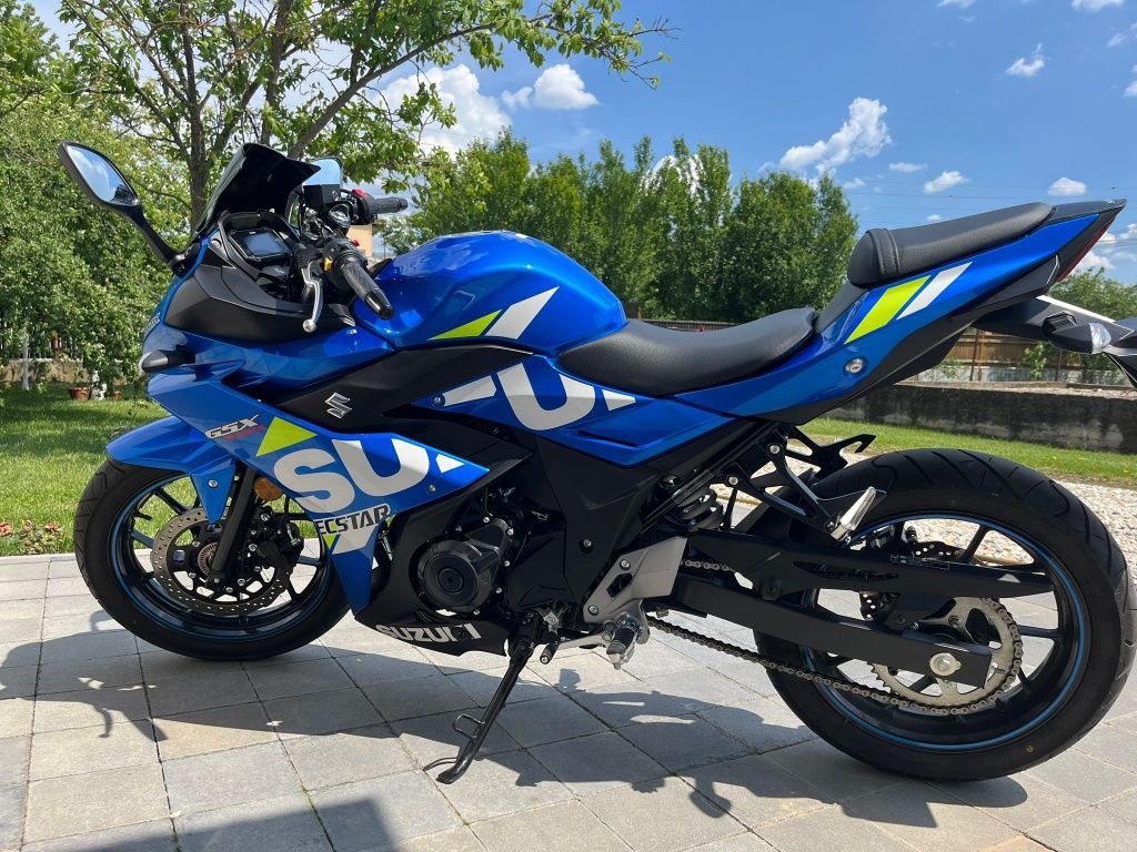 Suzuki gsxr 250r