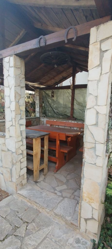 Продава се Къща в с. Студена, Област Перник - 72 кв.м за 1523 €/кв.м - Снимка #18