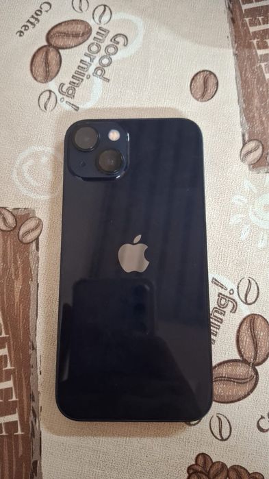 iPhone 13 с гарантия