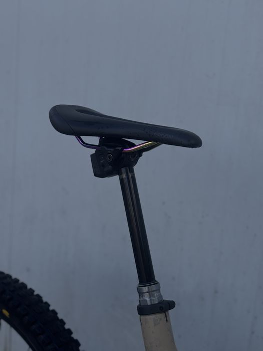 Trek slash se gen5 flight attendant