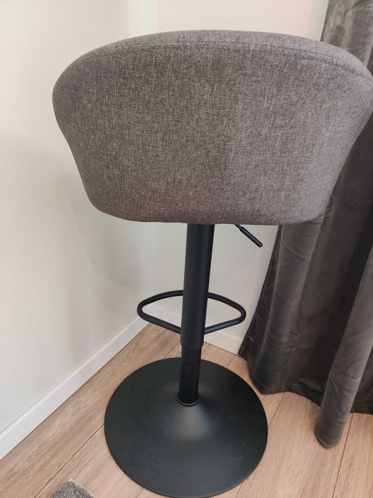 Jysk Бар стол TAULOV сив текстил/черно