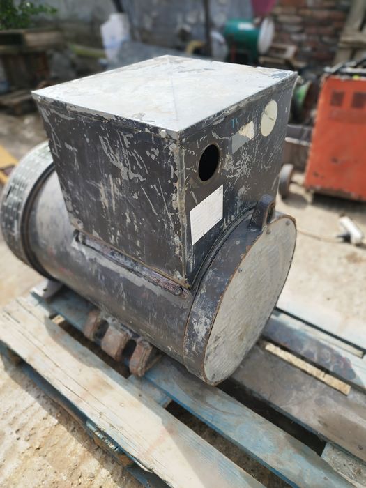 Generator curent trifazic 172 kw