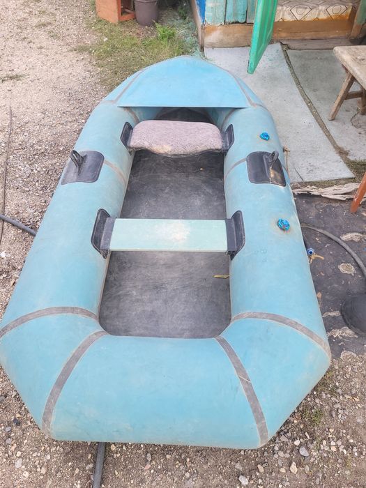 Продам лодку резиновую