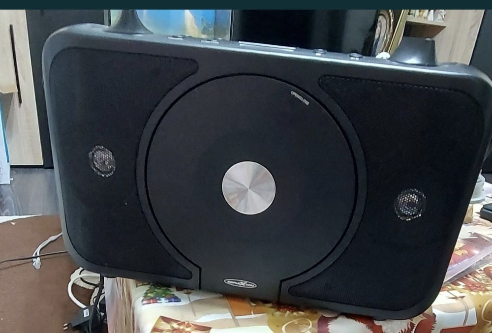 radio cu stick USB  Bluetooth