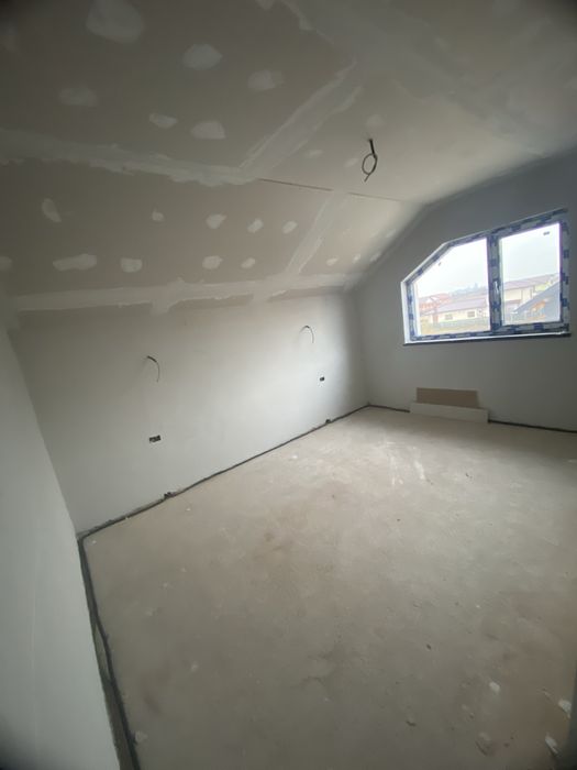 Apartament 3 camere Craiovei