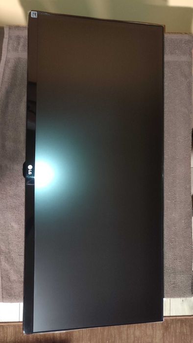 Монитор LG UltraWide