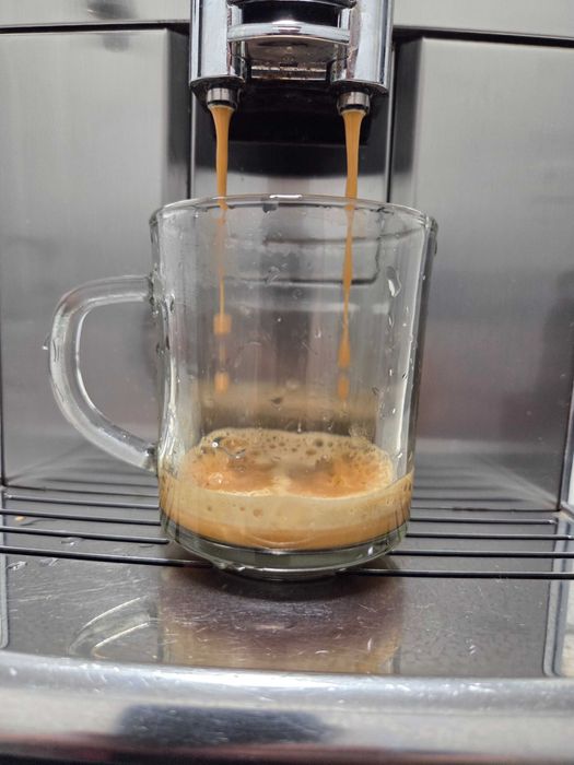 Espressor Automat Saeco Incanto HD8914 Aparat cu Cafea Boabe