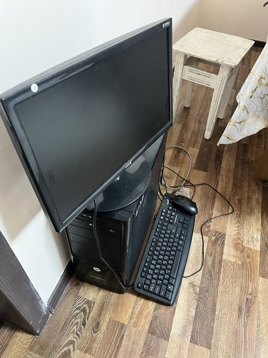 Компютер  по полный продоётся