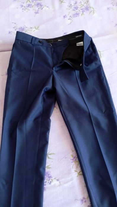 Costum nunta purtat o singura data. Mărimea 42.