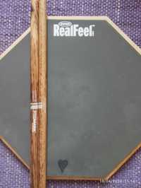 Practice Pad Evans real feel + Pro Mark 5A FireGrain
