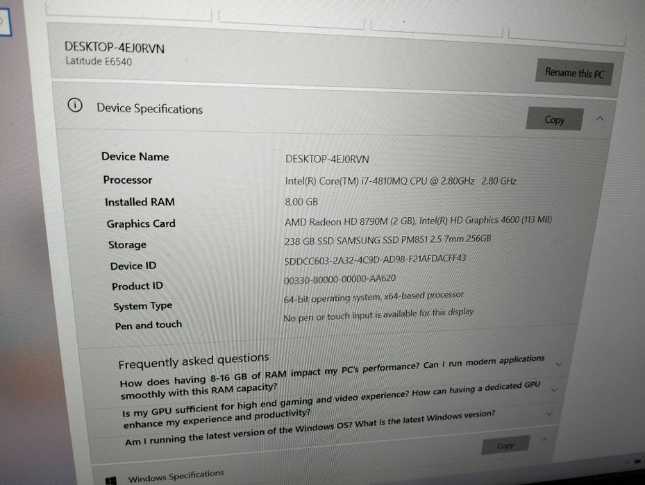 Лаптоп dell продава се