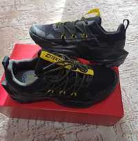 New Balance marimea 40