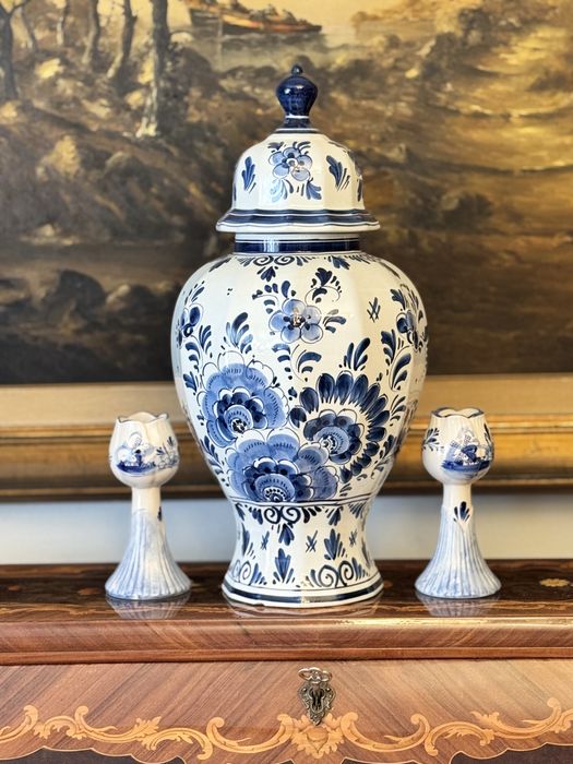 Ceramica alb albastru , Delft , ginger jar chinezesc