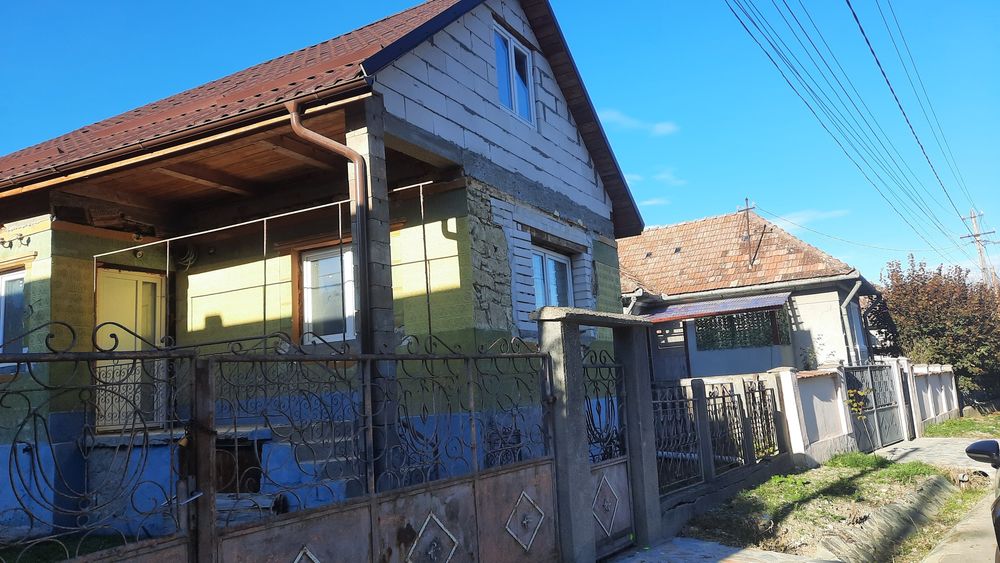 Casă de vânzare la țară – Făureni, comuna Vultureni