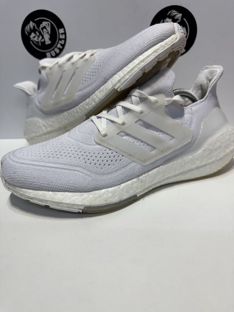 Маратонки Adidas ULTRABOOST 21.Номер 42.5
