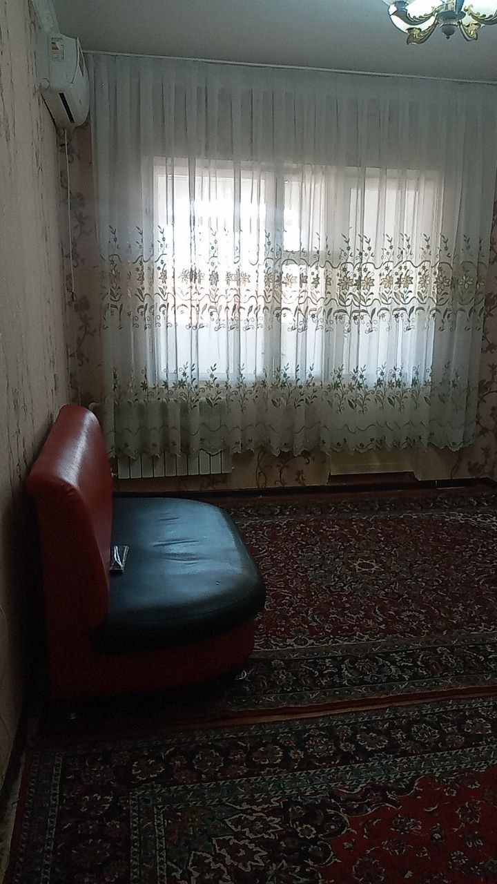 Чорсу Коаратош 1/5/5 Абстановком