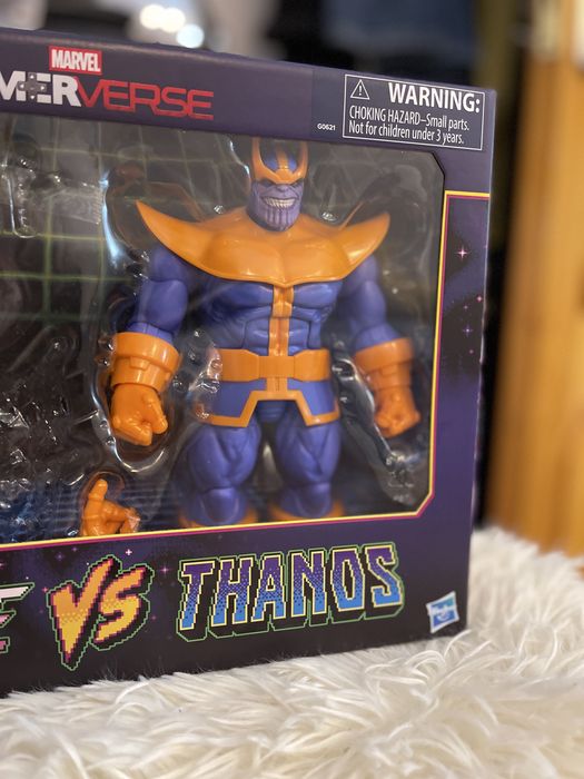 Figurina thanos