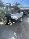 Barca black sea fishing 510 cu motor suzuki 20 hp si peridoc