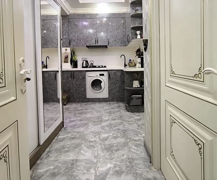 Сдаётся кв ор-р Ц-2 Рынок Алайский 2/3/9 ро-н Мирзо-Улугбекский !! 521