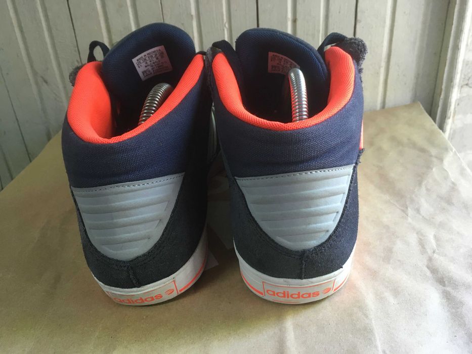 ''Adidas Neo Originals''оригинални маратонки 44 номер