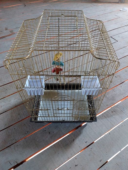 Клетка для папугая, большая