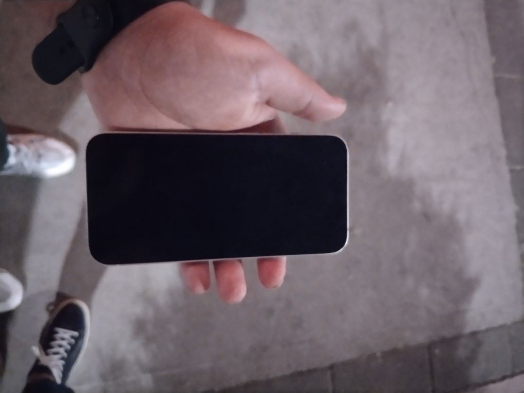iPhone 13 420$ bolishi