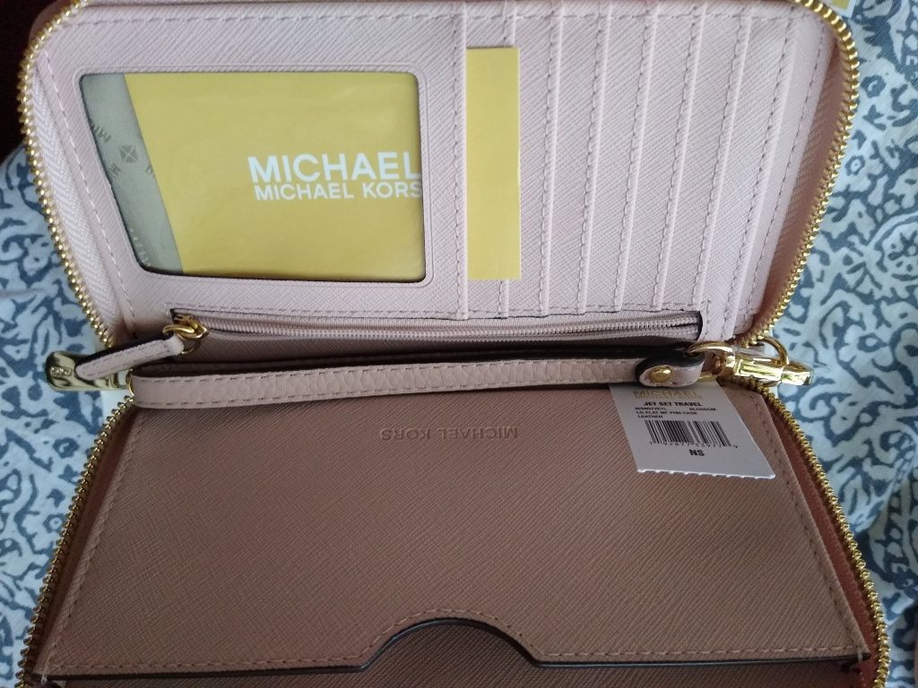 Michael Kors 100%оригинално портмоне