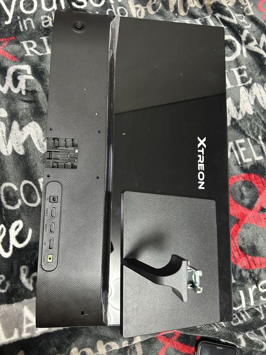 Продается монитор