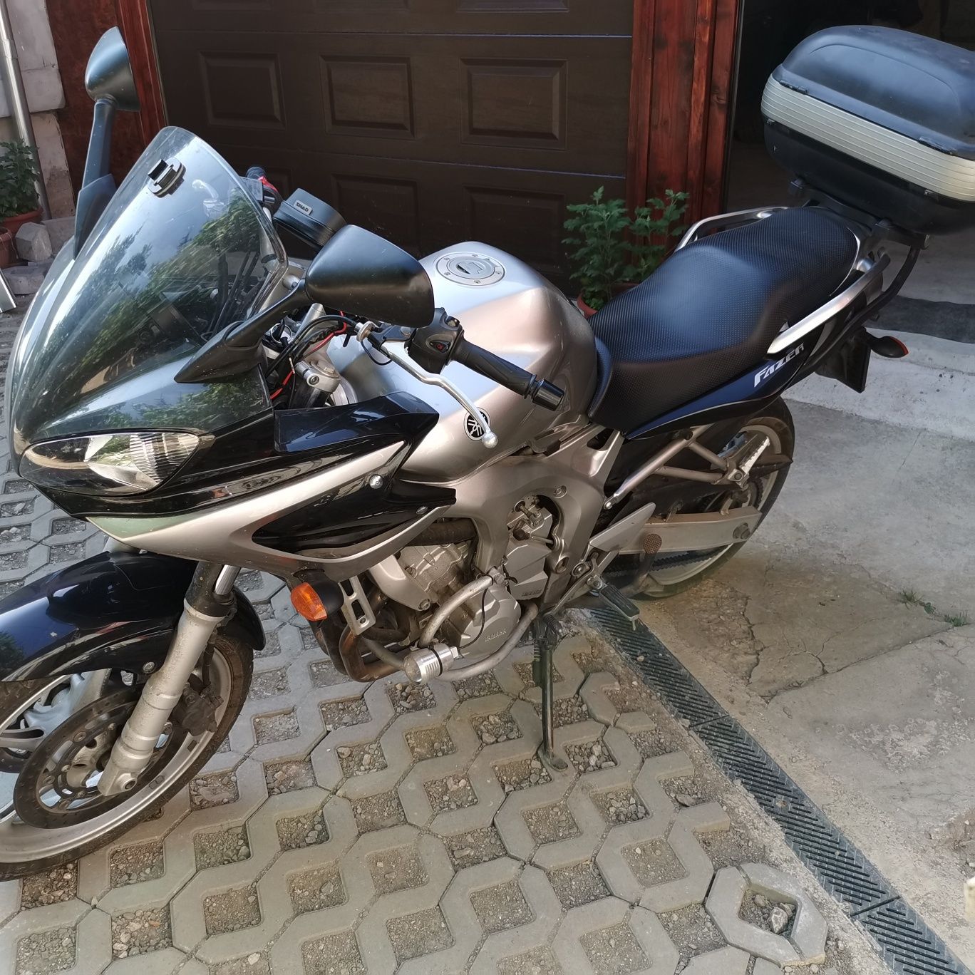 Yamaha FZ6-S 2004