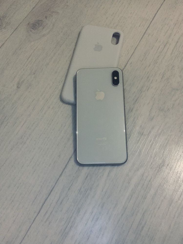 Iphone xs   64gb