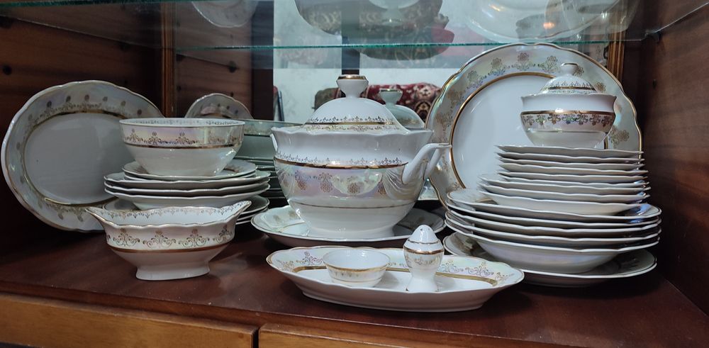 Продам сервис на 6 персон