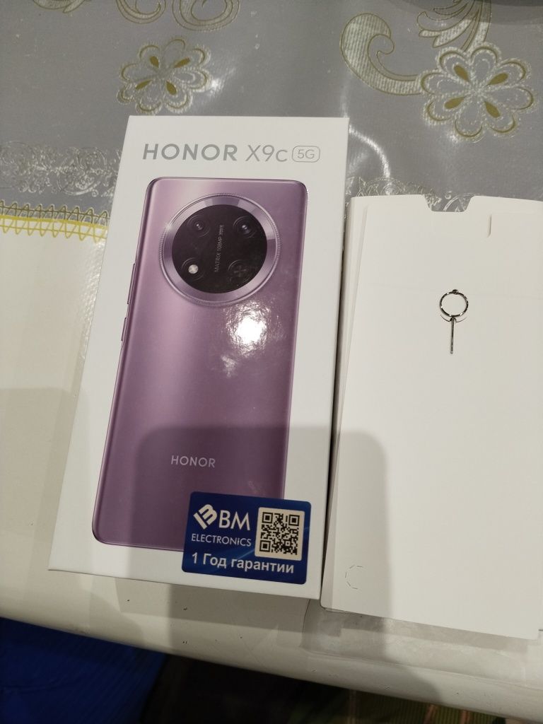 Honor x9c 8/256 sotiladi