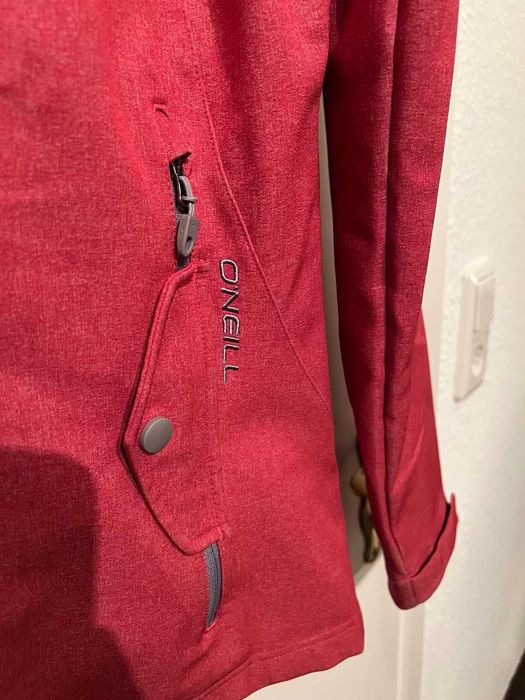 Дамско софтшел яке O'NEILL с качулка