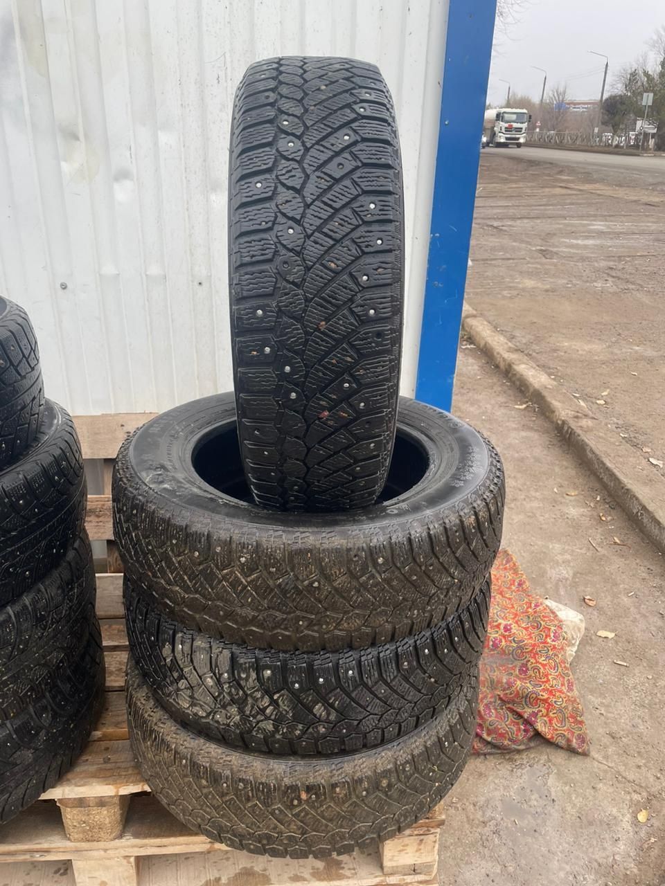 Шины зимние 185/65/р15