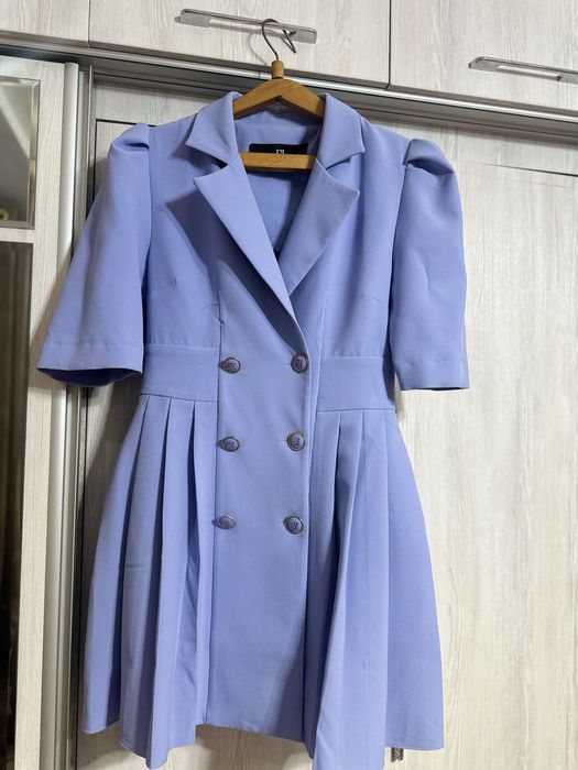 Стильное платье