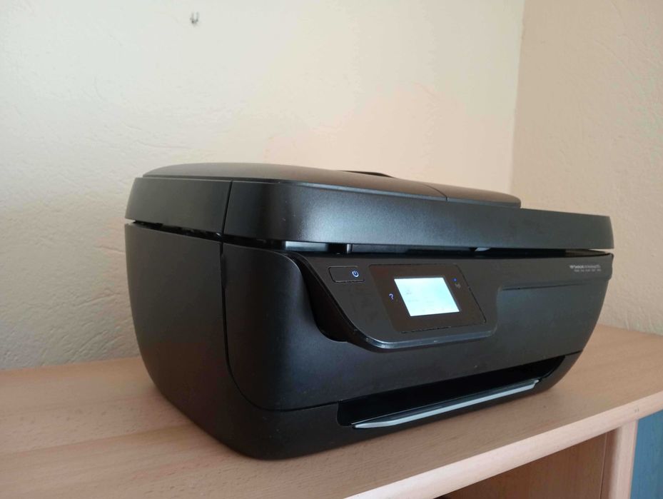Imprimanta HP Deskjet Ink Advantage 3835