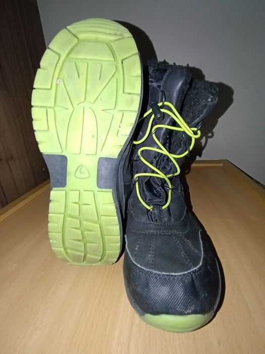 Зимни обувки 35 номер