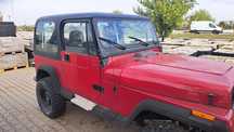 Vând autoturism Jeep Wrangler