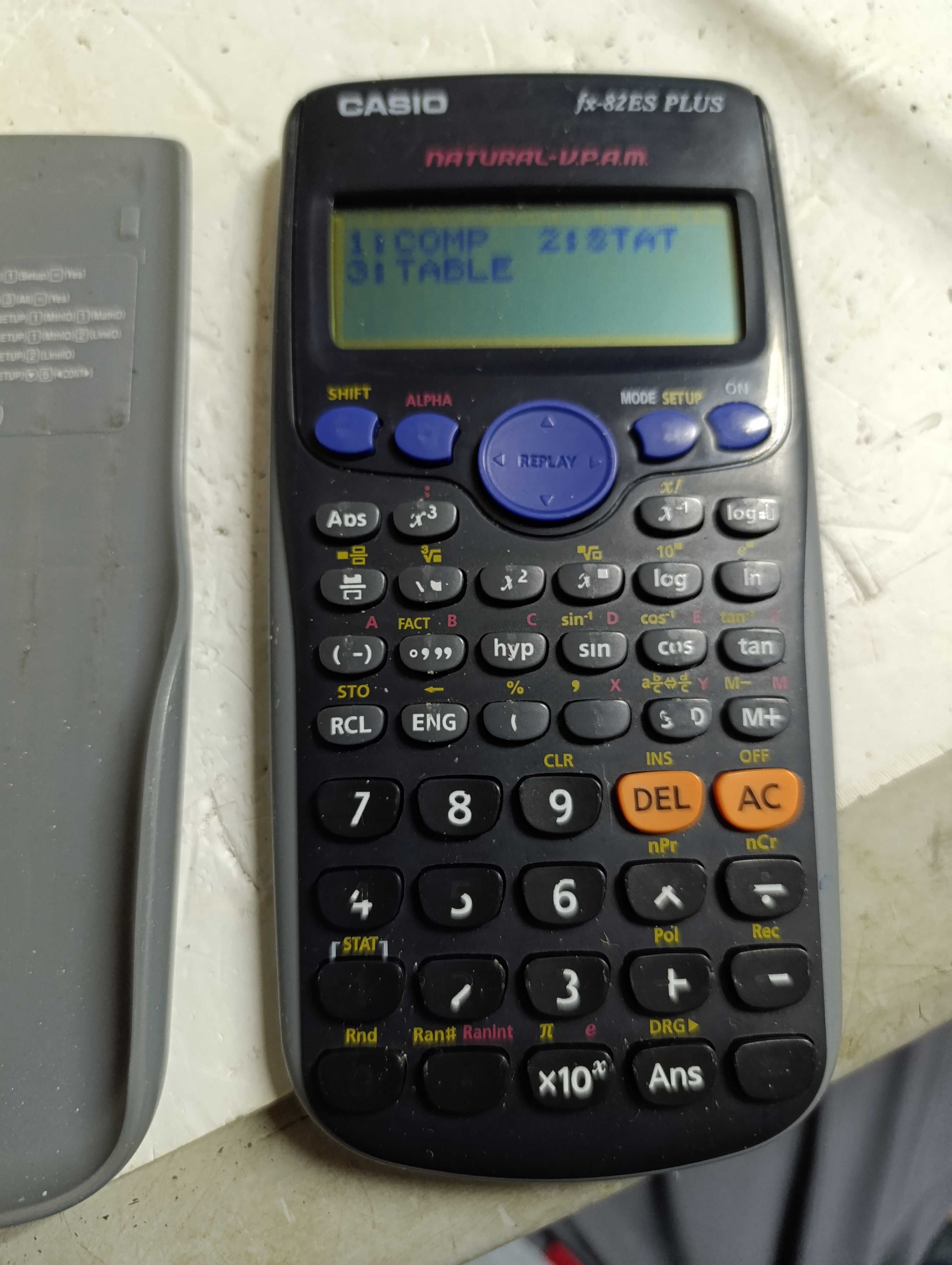 Калькулятор Casio инженерный
