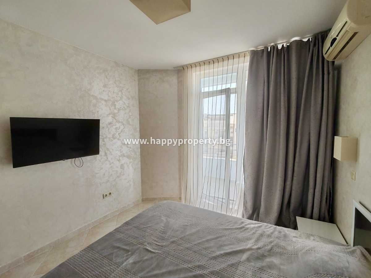 Продава се Двустаен апартамент в с. Кошарица, Област Бургас - 70 кв.м за 750 €/кв.м - Снимка #7