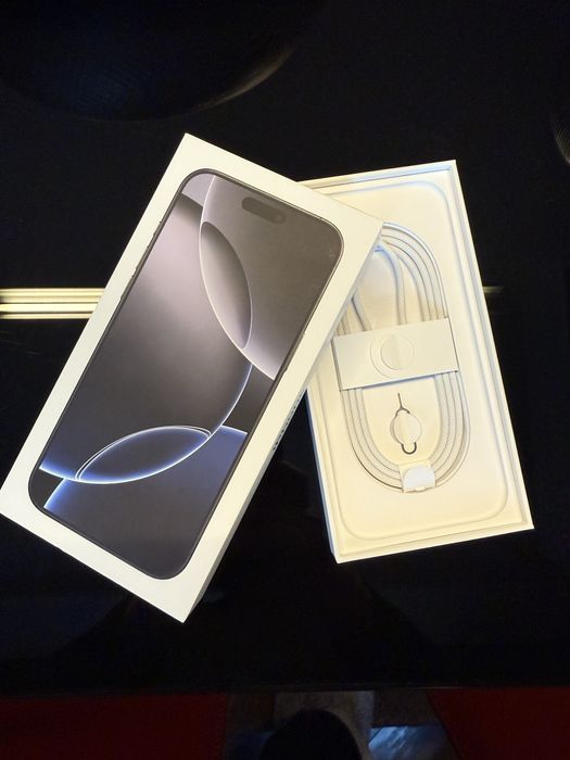 iPhone 16 Pro Max, Natural Titanium, 512GB