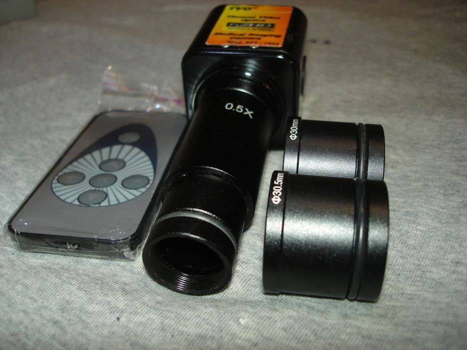 Camera video pt. microscop