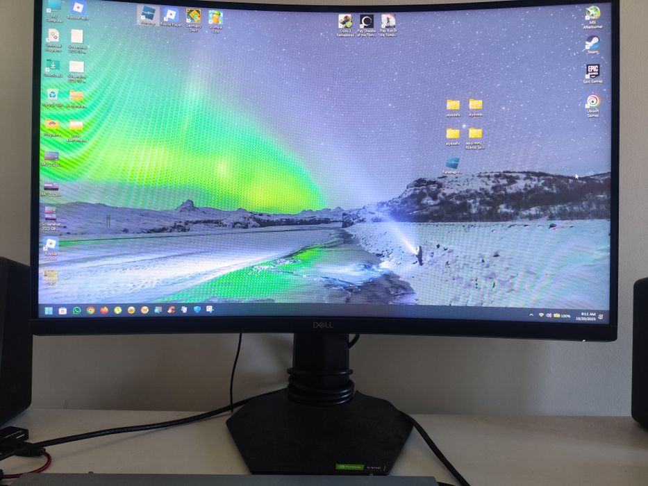 Monitor curbat gaming Dell 27 inch in garanție