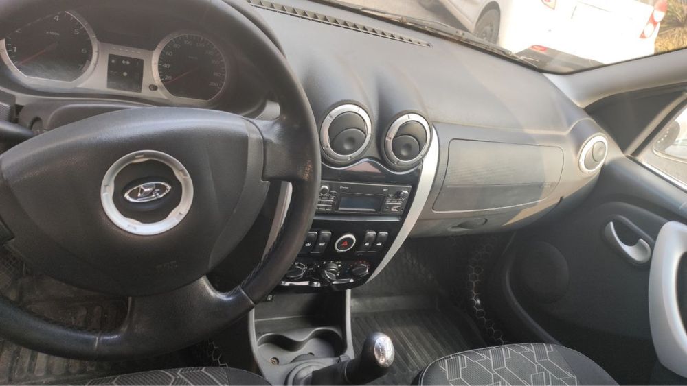 Laba largus Sotiladi