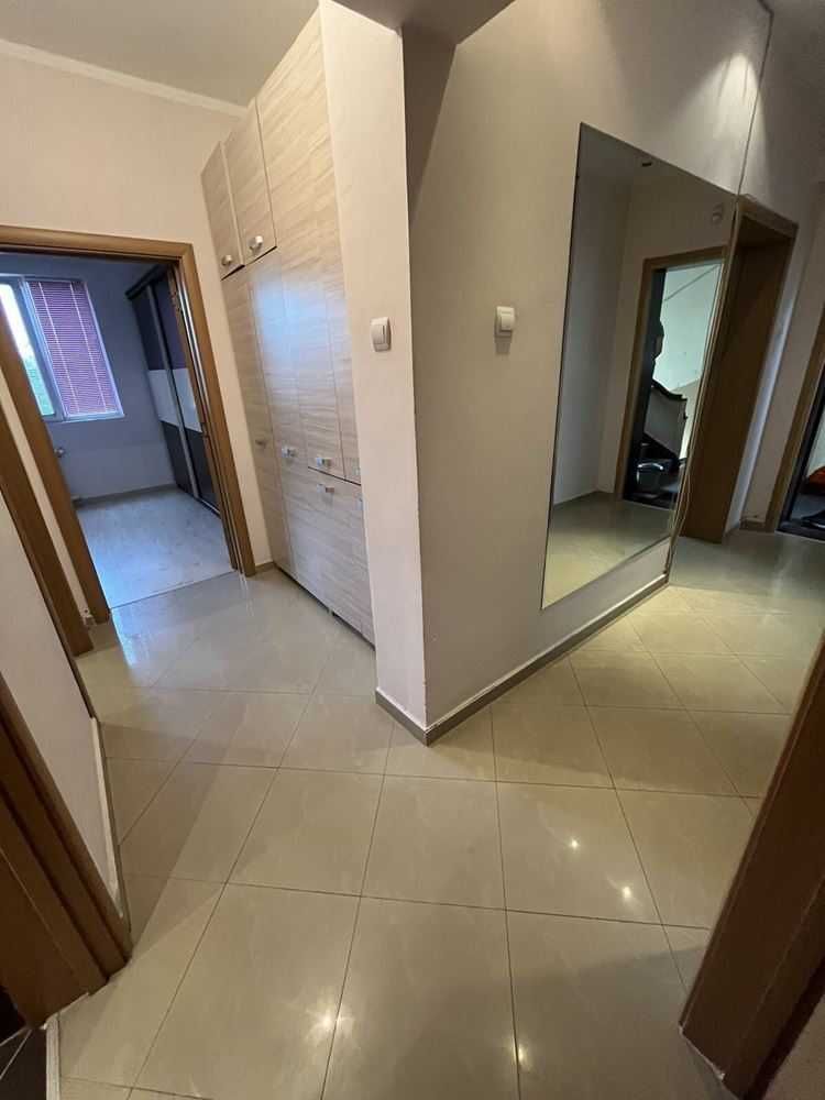 Дава се под наем Тристаен апартамент в Пловдив, Кършияка - 110 кв.м за 550 € - Снимка #11